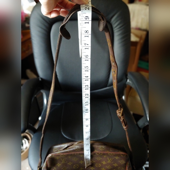 Louis Vuitton Messenger Bag Vintage Monogram Marceau GM Messenger Bag - Picture 17 of 17